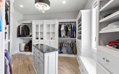 How to Plan Your Walk-In Closet