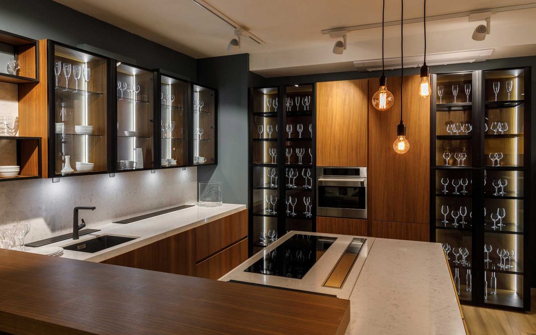 Get Inspired by these Glass Kitchen Cabinets